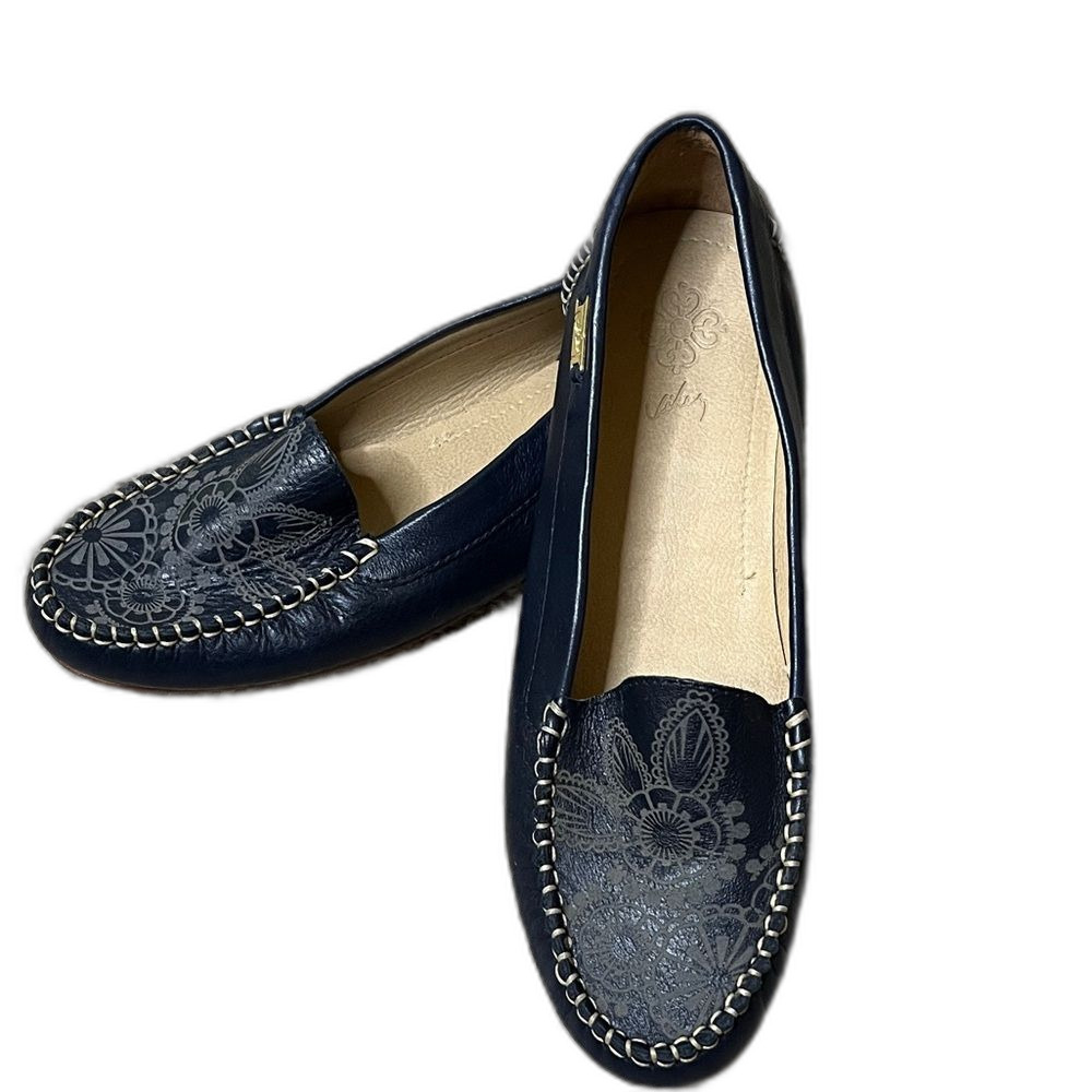 Velez Navy Blue Floral Leather Driving Loafers Size Columbia 37 US 6-1/2 EUC
